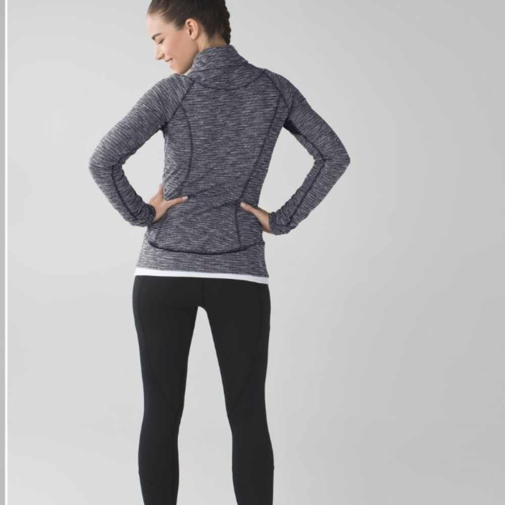 Lululemon Think Fast Pullover - Picture 2 of 6